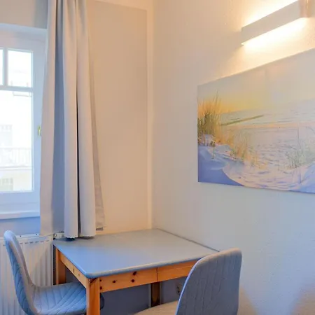 Apartmenthaus Sonnenburg 13 * Ostseebad Kühlungsborn
